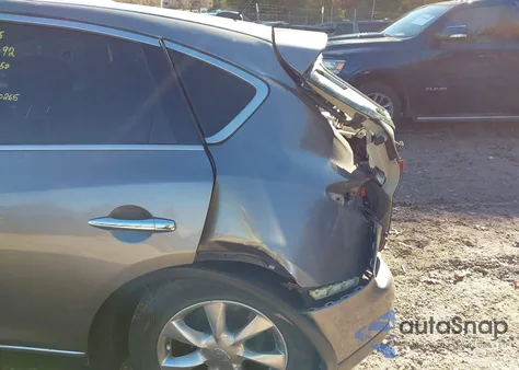 2008 Infiniti Ex35 Journey z USA, uszkodzony, nr VIN JNKAJ09E18M302092